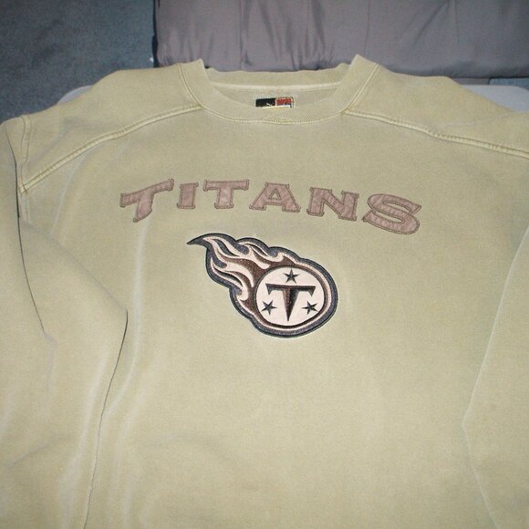 Titans Sweatshirt - Picture 1 of 3